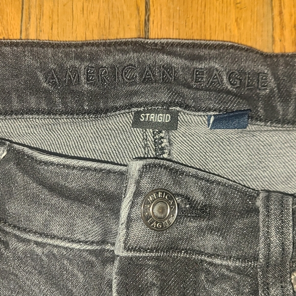 American Eagle Strigid Mom jeans sz 4 - Picture 6 of 6